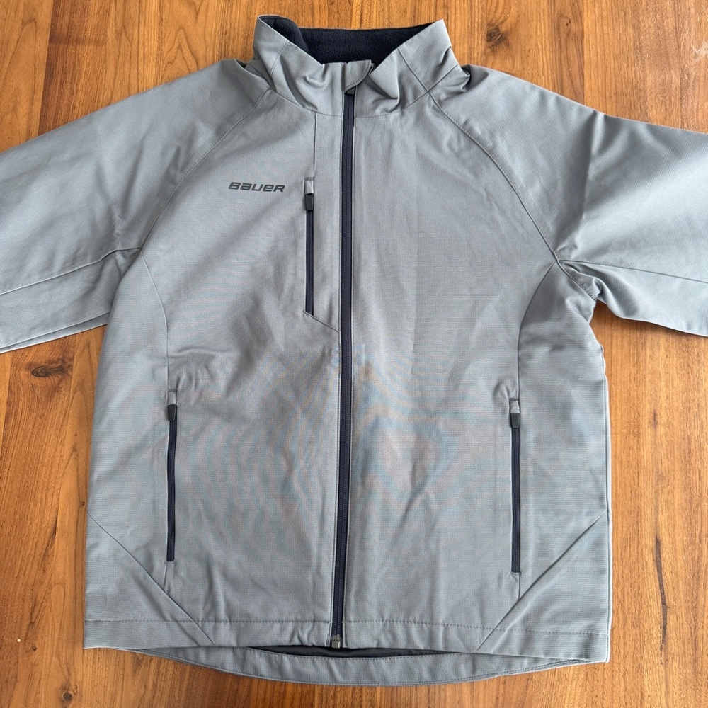 Bauer Supreme Gray Lightweight Team Hockey Jacket Youth L NWT Never Worn